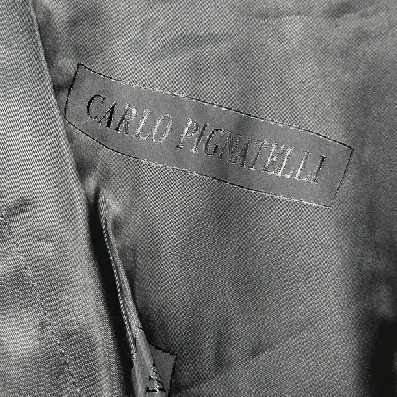 Elegant Black Pinstripe Men's Vest - Picture 3 of 6